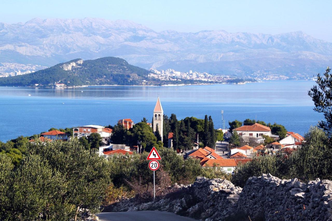 Apartments By The Sea Slatine, Ciovo - 16343 Trogir Exterior photo